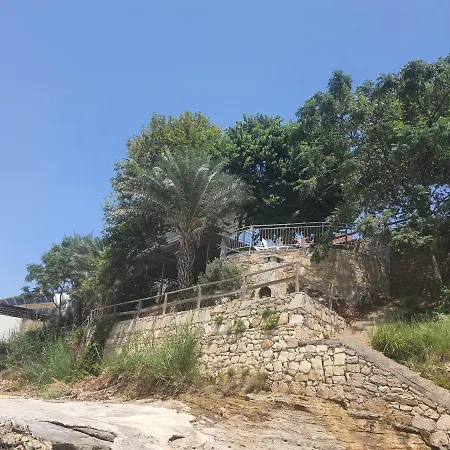 Karaca Pansiyon Homestay szállás